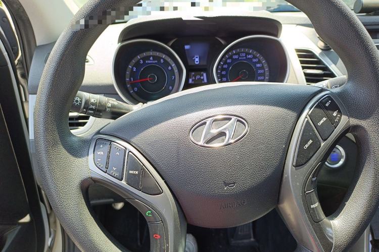 Used Hyundai Elantra (5th Generation / Langdong) 2016 1.6L Automatic Prestige Model Steering Wheel