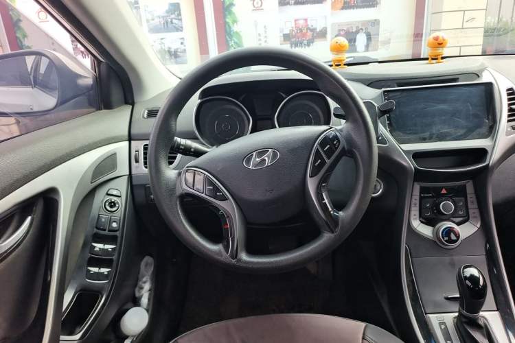 Used Hyundai Elantra (5th Generation / Langdong) 2016 1.6L Automatic Prestige Model Steering Wheel