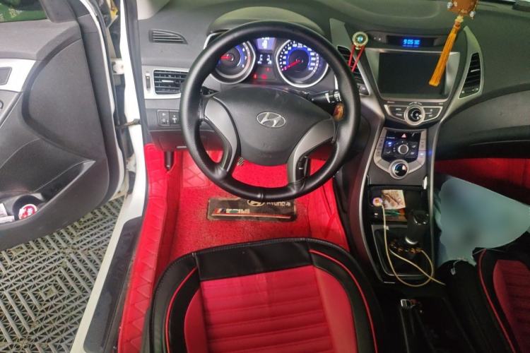 Used Hyundai Elantra (5th Generation / Langdong) 2016 1.6L Manual Luxury Model Steering Wheel