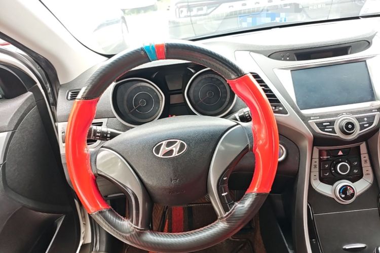 Used Hyundai Elantra (5th Generation / Langdong) 2016 1.6L Manual Luxury Model Steering Wheel