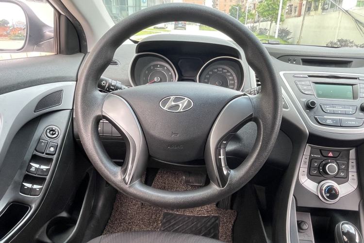 Used Hyundai Elantra (5th Generation / Langdong) 2016 1.6L Automatic Smart Version Steering Wheel