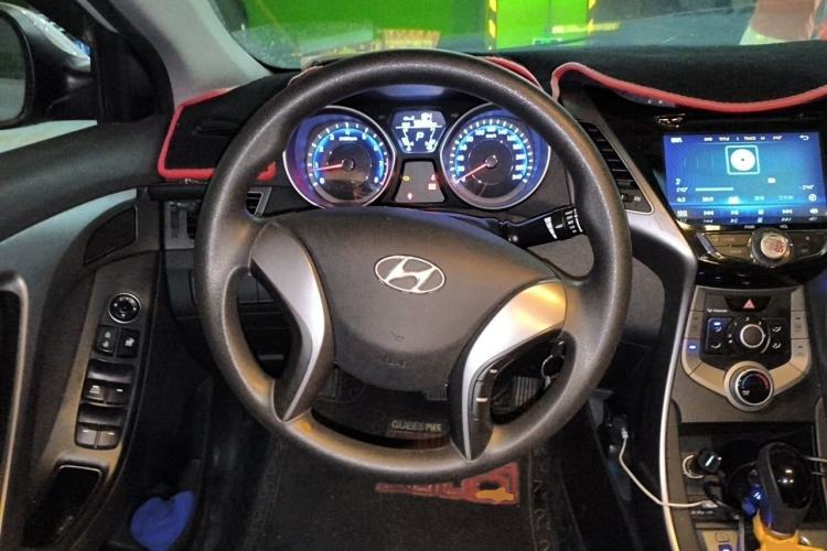 Used Hyundai Elantra (5th Generation / Langdong) 2016 1.6L Automatic Smart Version Steering Wheel