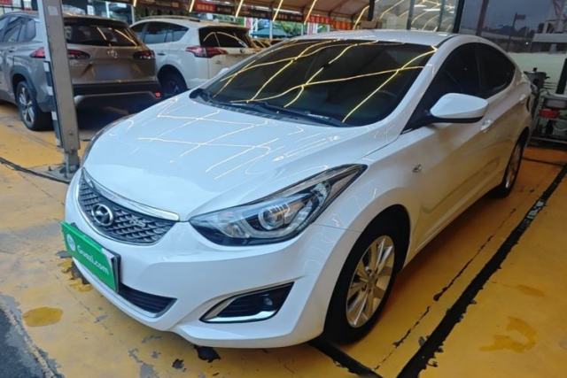 Used Hyundai Elantra (5th Generation / Langdong) 2016 1.6L Automatic Smart Version