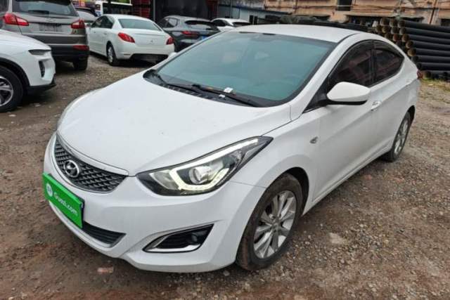 Used Hyundai Elantra (5th Generation / Langdong) 2016 1.6L Automatic Smart Version
