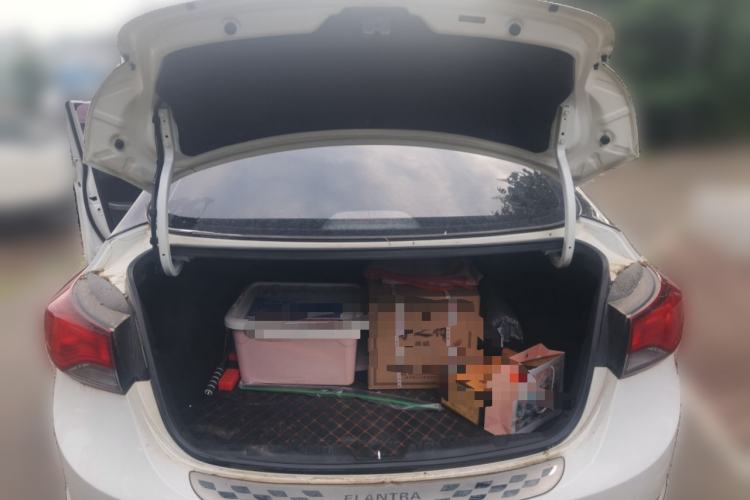 Used Hyundai Elantra (5th Generation / Langdong) 2016 1.6L Manual Fashion Edition Trunk