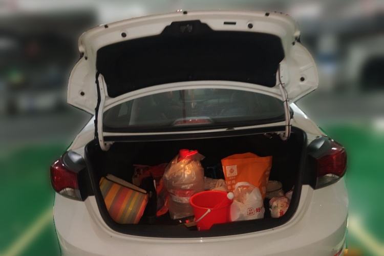 Used Hyundai Elantra (5th Generation / Langdong) 2016 1.6L Automatic Smart Version Trunk