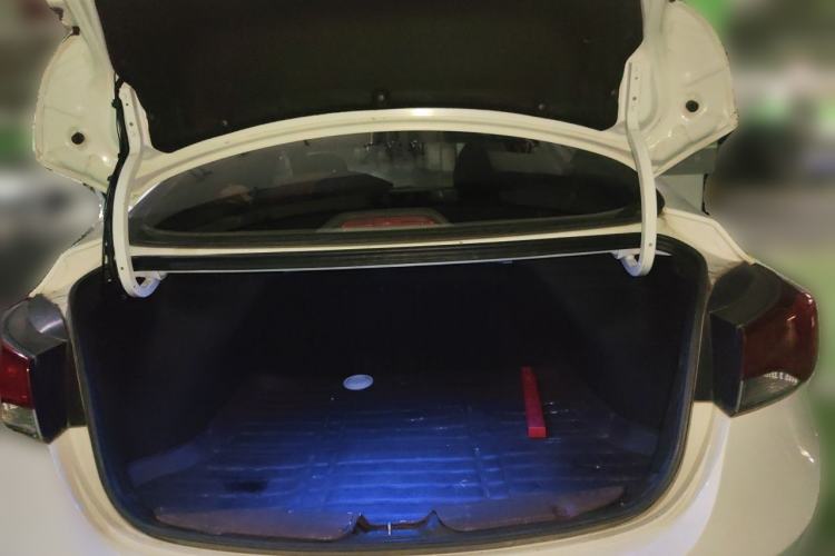 Used Hyundai Elantra (5th Generation / Langdong) 2016 1.6L Manual Fashion Edition Trunk