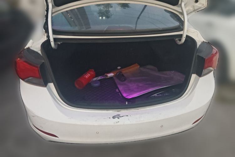 Used Hyundai Elantra (5th Generation / Langdong) 2016 1.6L Automatic Smart Version Trunk