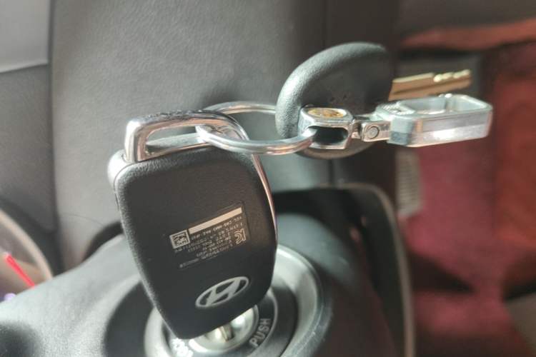 Used Hyundai Elantra (5th Generation / Langdong) 2016 1.6L Automatic Smart Version Vehicle Key