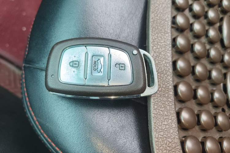 Used Hyundai Elantra (5th Generation / Langdong) 2016 1.6L Manual Luxury Model Vehicle Key