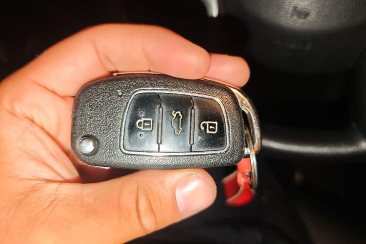 Used Hyundai Elantra (5th Generation / Langdong) 2016 1.6L Automatic Smart Version Vehicle Key