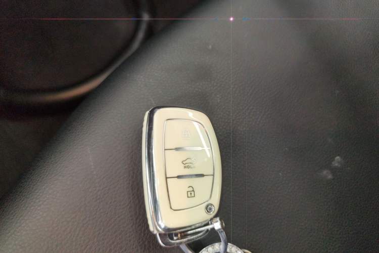 Used Hyundai Elantra (5th Generation / Langdong) 2016 1.6L Automatic Prestige Model Vehicle Key