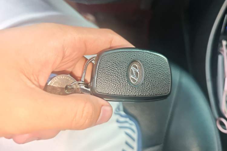 Used Hyundai Elantra (5th Generation / Langdong) 2016 1.6L Automatic Prestige Model Vehicle Key