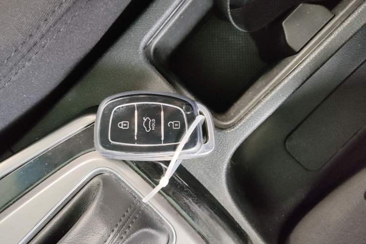 Used Hyundai Elantra (5th Generation / Langdong) 2016 1.6L Automatic Prestige Model Vehicle Key