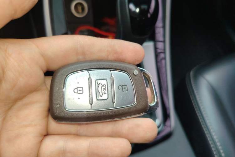 Used Hyundai Elantra (5th Generation / Langdong) 2016 1.6L Automatic Prestige Model Vehicle Key