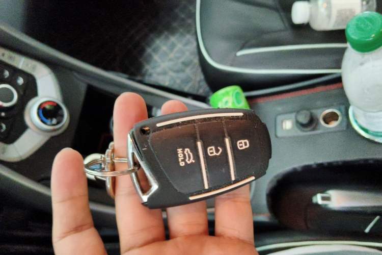 Used Hyundai Elantra (5th Generation / Langdong) 2016 1.6L Automatic Smart Version Vehicle Key