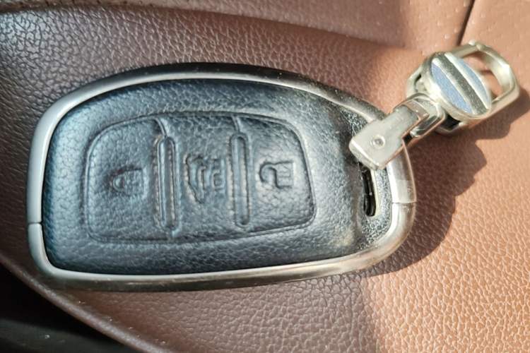 Used Hyundai Elantra (5th Generation / Langdong) 2016 1.6L Automatic Prestige Model Vehicle Key
