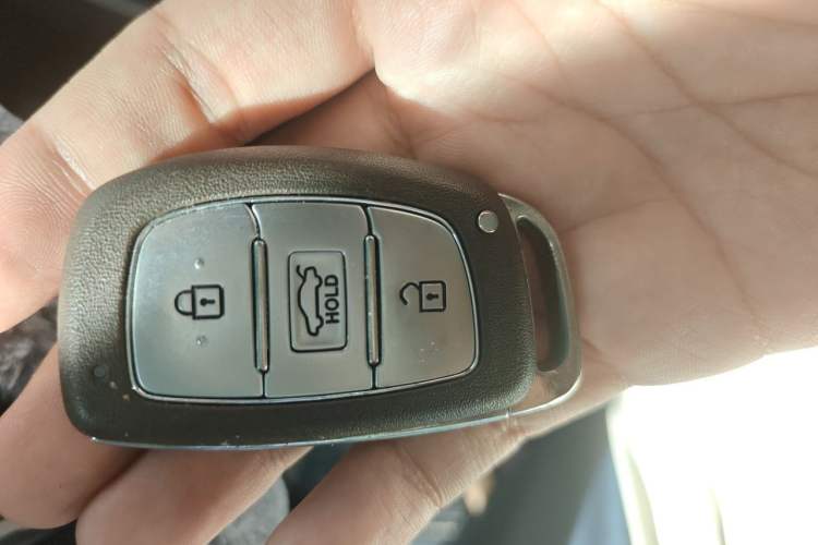 Used Hyundai Elantra (5th Generation / Langdong) 2016 1.6L Manual Luxury Model Vehicle Key