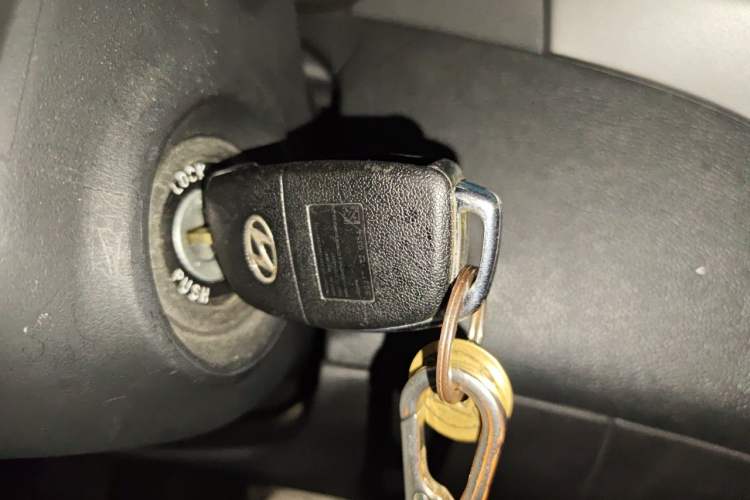 Used Hyundai Elantra (5th Generation / Langdong) 2016 1.6L Automatic Smart Version Vehicle Key
