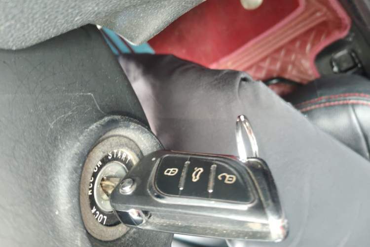 Used Hyundai Elantra (5th Generation / Langdong) 2016 1.6L Automatic Smart Version Vehicle Key