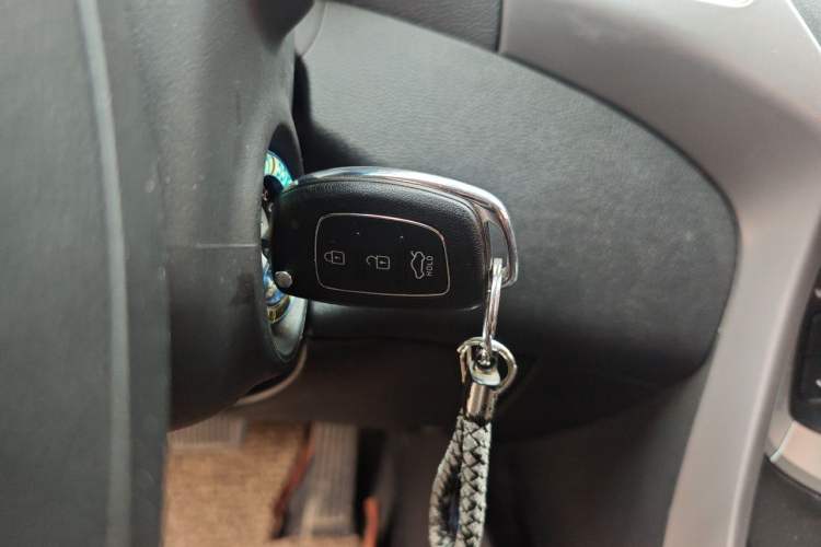 Used Hyundai Elantra (5th Generation / Langdong) 2016 1.6L Automatic Smart Version Vehicle Key