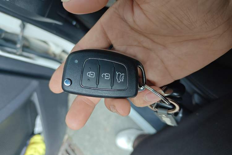 Used Hyundai Elantra (5th Generation / Langdong) 2016 1.6L Automatic Smart Version Vehicle Key