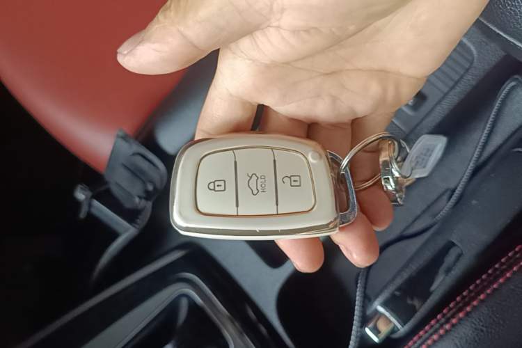 Used Hyundai Elantra (5th Generation / Langdong) 2016 1.6L Automatic Prestige Model Vehicle Key
