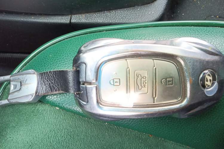 Used Hyundai Elantra (5th Generation / Langdong) 2016 1.6L Automatic Prestige Model Vehicle Key