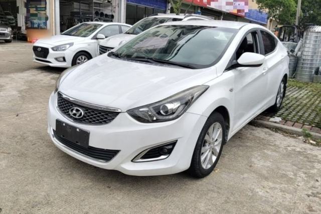 Used Hyundai Elantra (5th Generation / Langdong) 2016 1.6L Automatic Smart Version