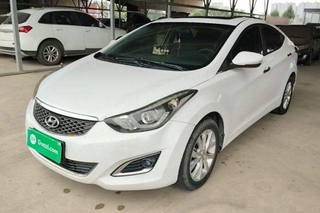 Hyundai Elantra (5th Generation / Langdong) 2016 1.6L Automatic Prestige Model مستعملة