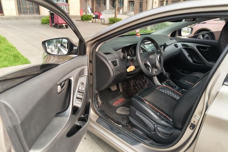 Used Hyundai Elantra (5th Generation / Langdong) 2016 1.6L Automatic Smart Version Driver Seat