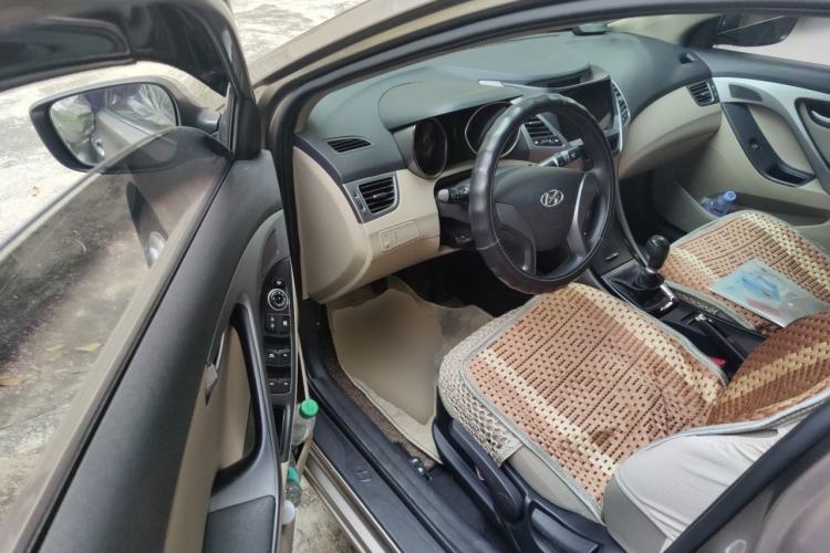 Used Hyundai Elantra (5th Generation / Langdong) 2016 1.6L Manual Luxury Model Driver Seat