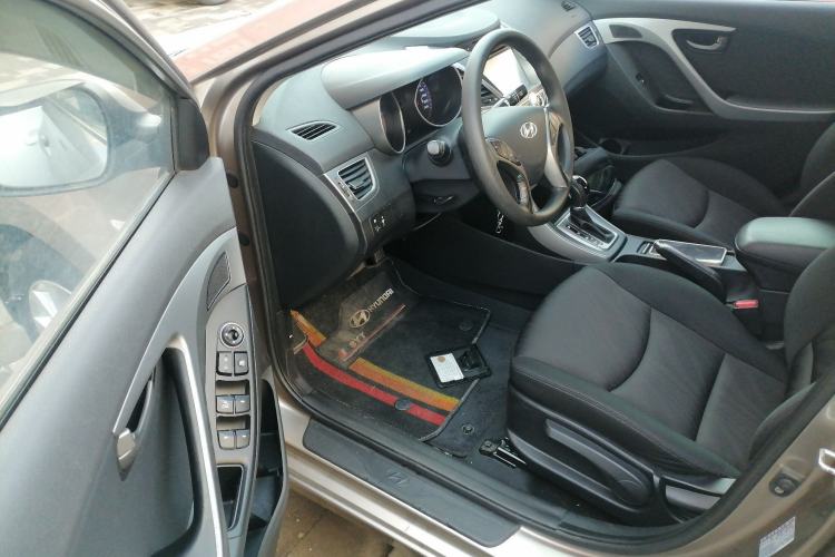 Used Hyundai Elantra (5th Generation / Langdong) 2016 1.6L Automatic Smart Version Driver Seat
