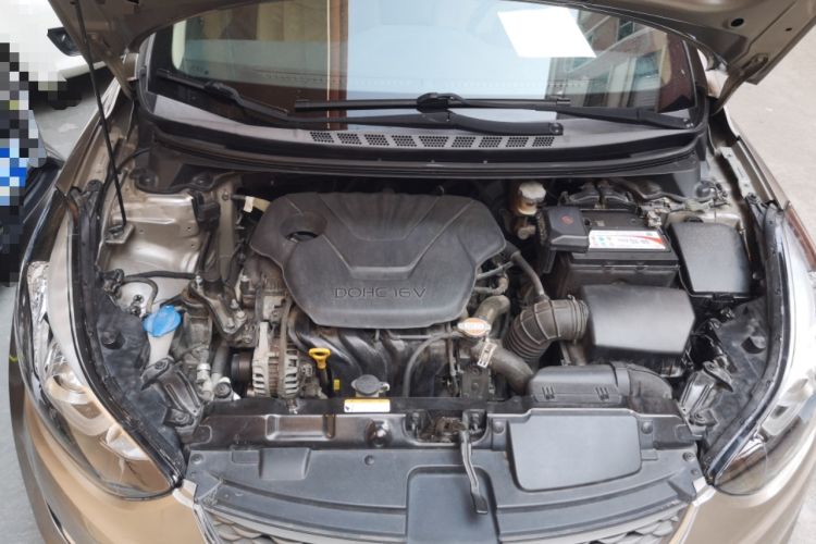 Used Hyundai Elantra (5th Generation / Langdong) 2016 1.6L Automatic Smart Version Engine Bay