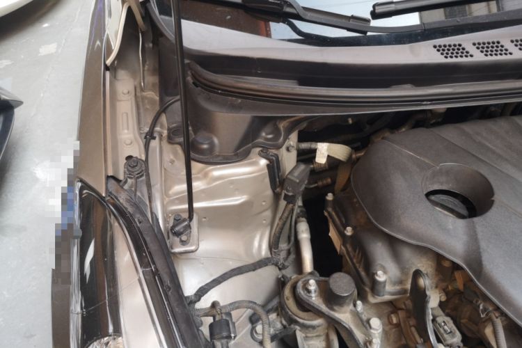 Used Hyundai Elantra (5th Generation / Langdong) 2016 1.6L Automatic Smart Version Engine Bay Right