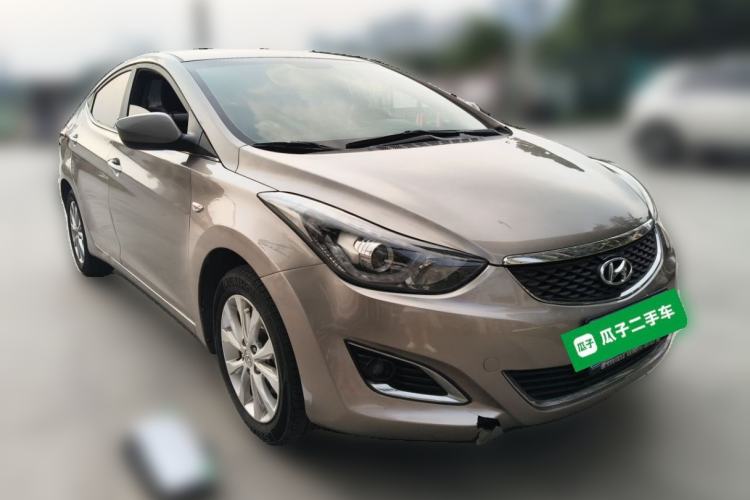 Used Hyundai Elantra (5th Generation / Langdong) 2016 1.6L Automatic Smart Version Front Right 45 Deg