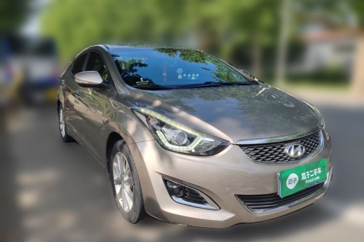 Used Hyundai Elantra (5th Generation / Langdong) 2016 1.6L Automatic Prestige Model Front Right 45 Deg