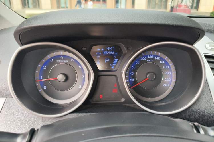 Used Hyundai Elantra (5th Generation / Langdong) 2016 1.6L Automatic Smart Version Instrument Cluster