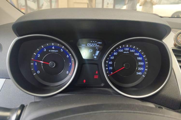 Used Hyundai Elantra (5th Generation / Langdong) 2016 1.6L Automatic Smart Version Instrument Cluster
