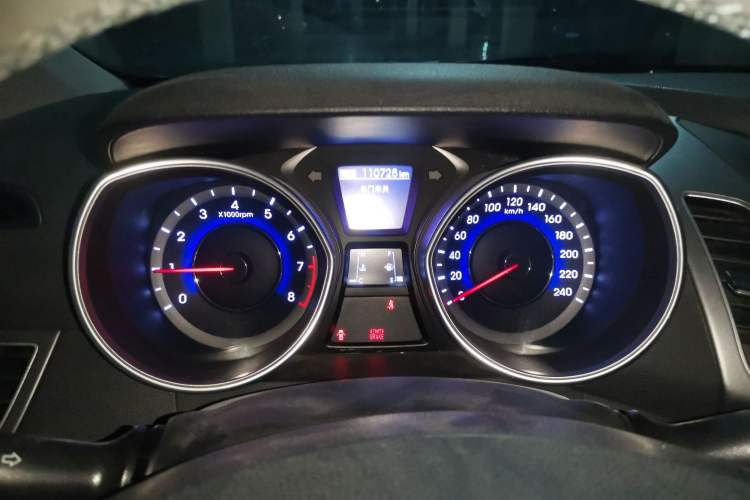 Used Hyundai Elantra (5th Generation / Langdong) 2016 1.6L Manual Luxury Model Instrument Cluster