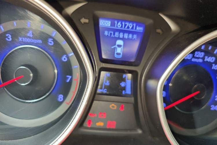 Used Hyundai Elantra (5th Generation / Langdong) 2016 1.6L Manual Luxury Model Instrument Cluster