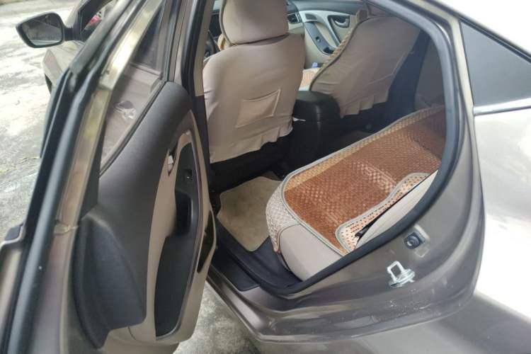 Used Hyundai Elantra (5th Generation / Langdong) 2016 1.6L Manual Luxury Model Left Rear Seat