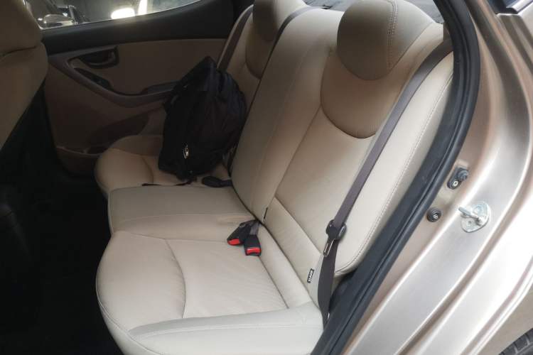 Used Hyundai Elantra (5th Generation / Langdong) 2016 1.6L Automatic Smart Version Left Rear Seat