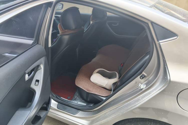 Used Hyundai Elantra (5th Generation / Langdong) 2016 1.6L Automatic Prestige Model Left Rear Seat