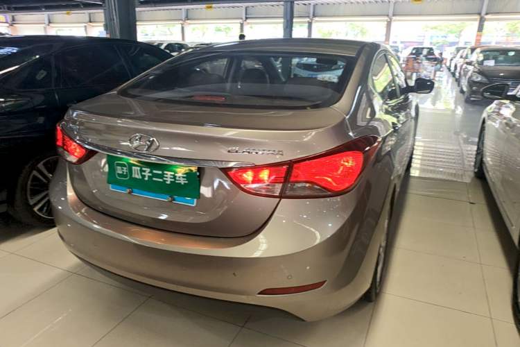 Used Hyundai Elantra (5th Generation / Langdong) 2016 1.6L Automatic Prestige Model Rear Right 45 Deg