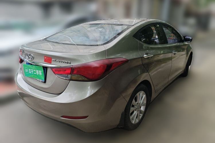 Used Hyundai Elantra (5th Generation / Langdong) 2016 1.6L Manual Luxury Model Rear Right 45 Deg