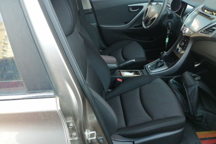 Used Hyundai Elantra (5th Generation / Langdong) 2016 1.6L Automatic Smart Version Right Front Seat