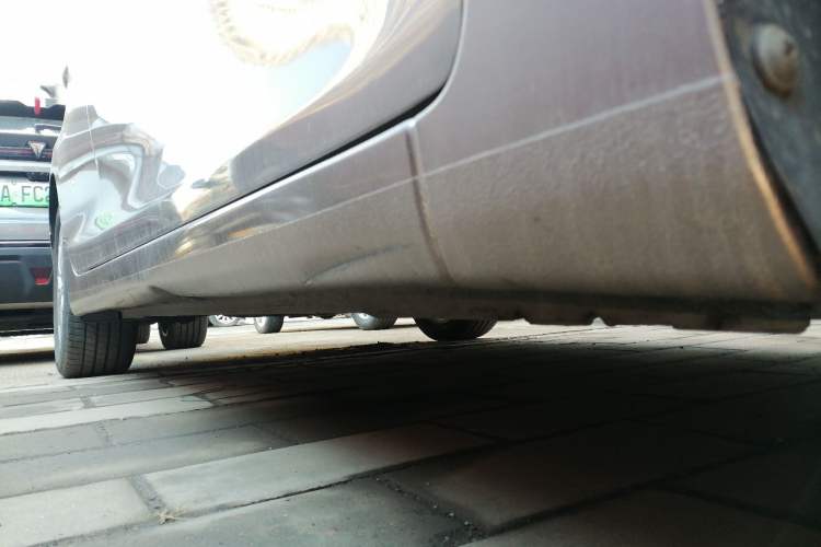 Used Hyundai Elantra (5th Generation / Langdong) 2016 1.6L Automatic Smart Version Right Side Sill