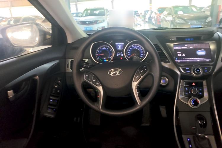 Used Hyundai Elantra (5th Generation / Langdong) 2016 1.6L Automatic Prestige Model Steering Wheel