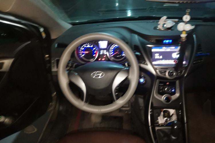 Used Hyundai Elantra (5th Generation / Langdong) 2016 1.6L Manual Luxury Model Steering Wheel